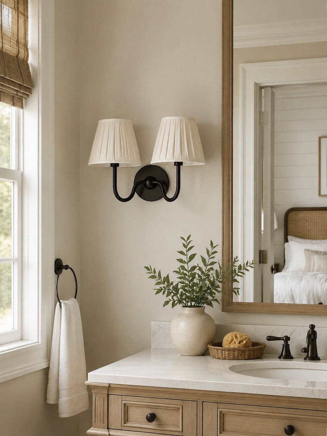 Luvora fabric shade wall sconce